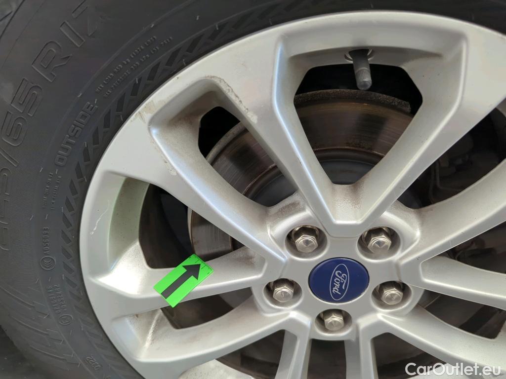  Ford  Kuga 2.0 EcoBlue 190CP Titanium A8 AWD #26