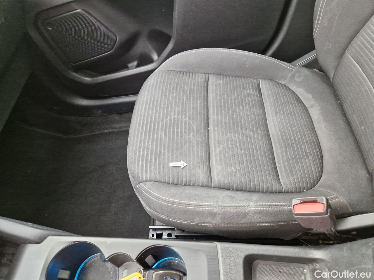  Ford  Kuga 1.5 EcoBlue 120CP Titanium A8 #41