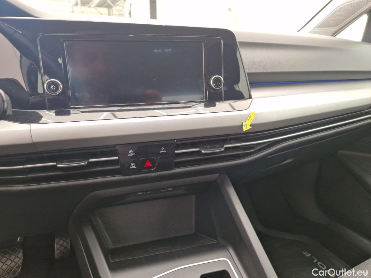  Volkswagen  Golf  2.0 TDI 116HP DSG Life Variant #32