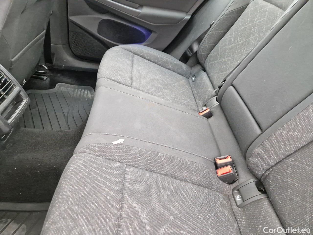  Volkswagen  Golf  2.0 TDI 116HP DSG Life Variant #37