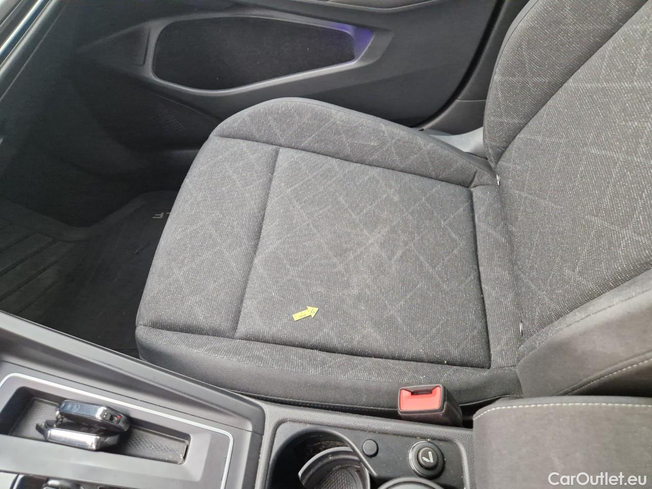  Volkswagen  Golf  2.0 TDI 116HP DSG Life Variant #11