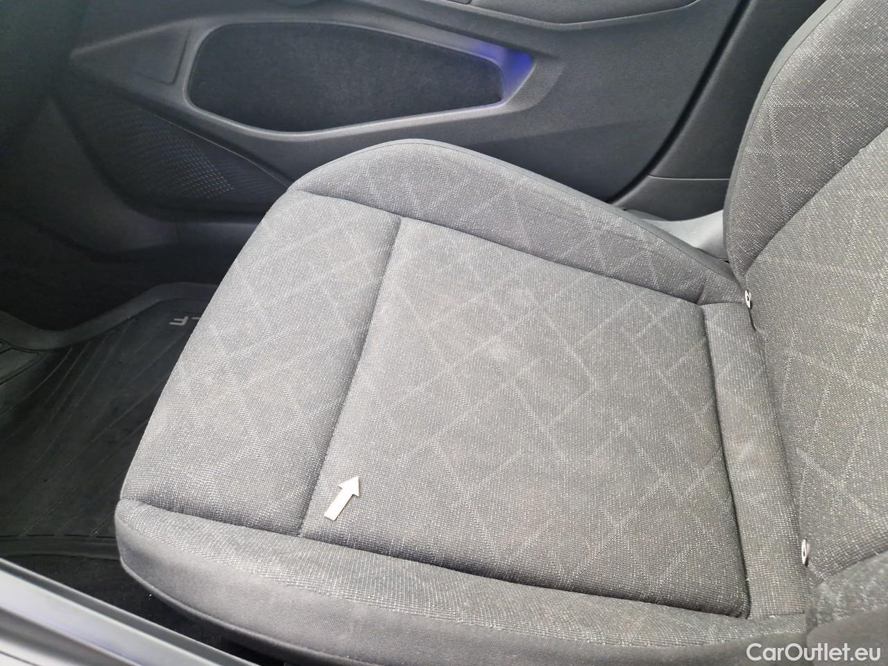  Volkswagen  Golf  2.0 TDI 116HP DSG Life Variant #35