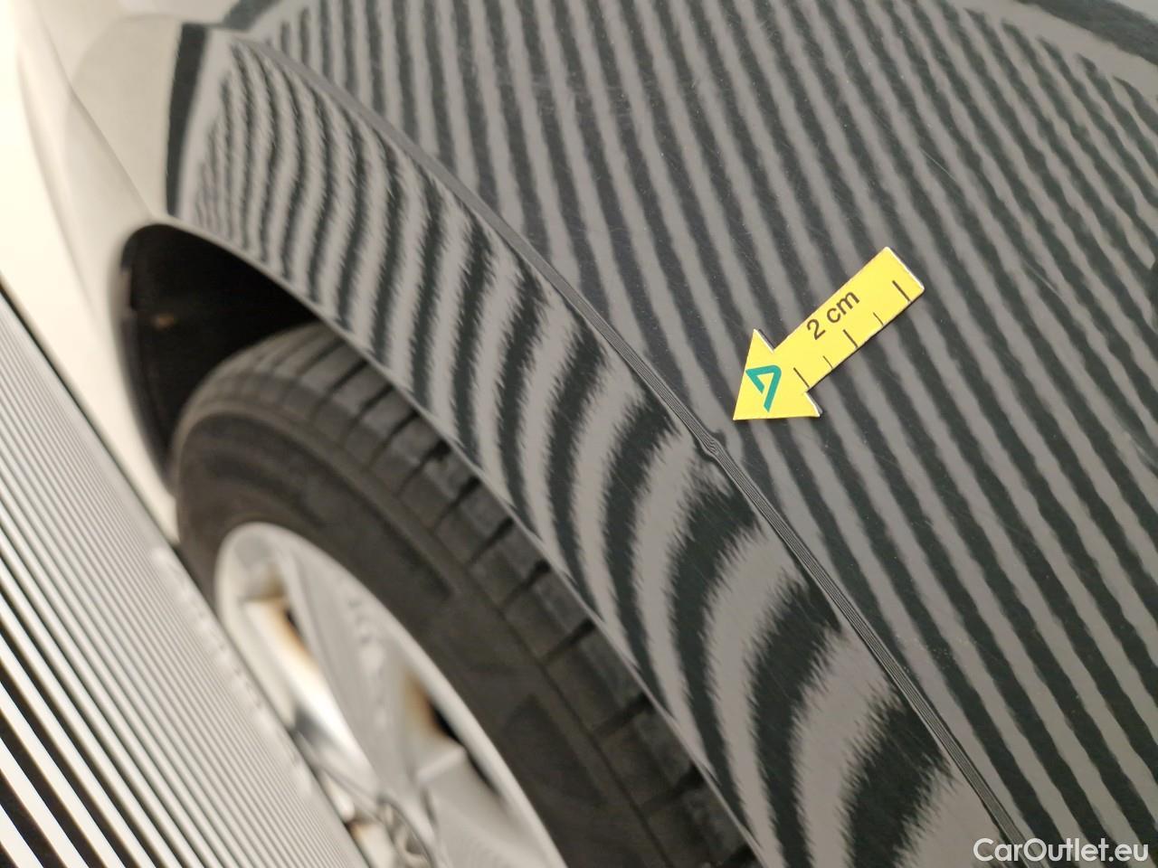  Volkswagen  Golf  2.0 TDI 116HP DSG Life Variant #33