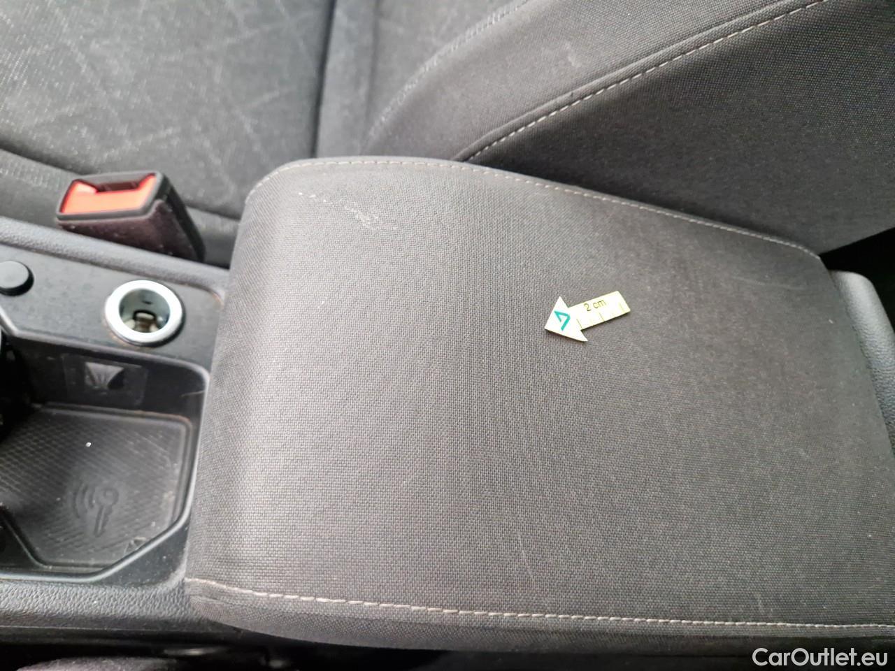  Volkswagen  Golf  2.0 TDI 116HP DSG Life Variant #31