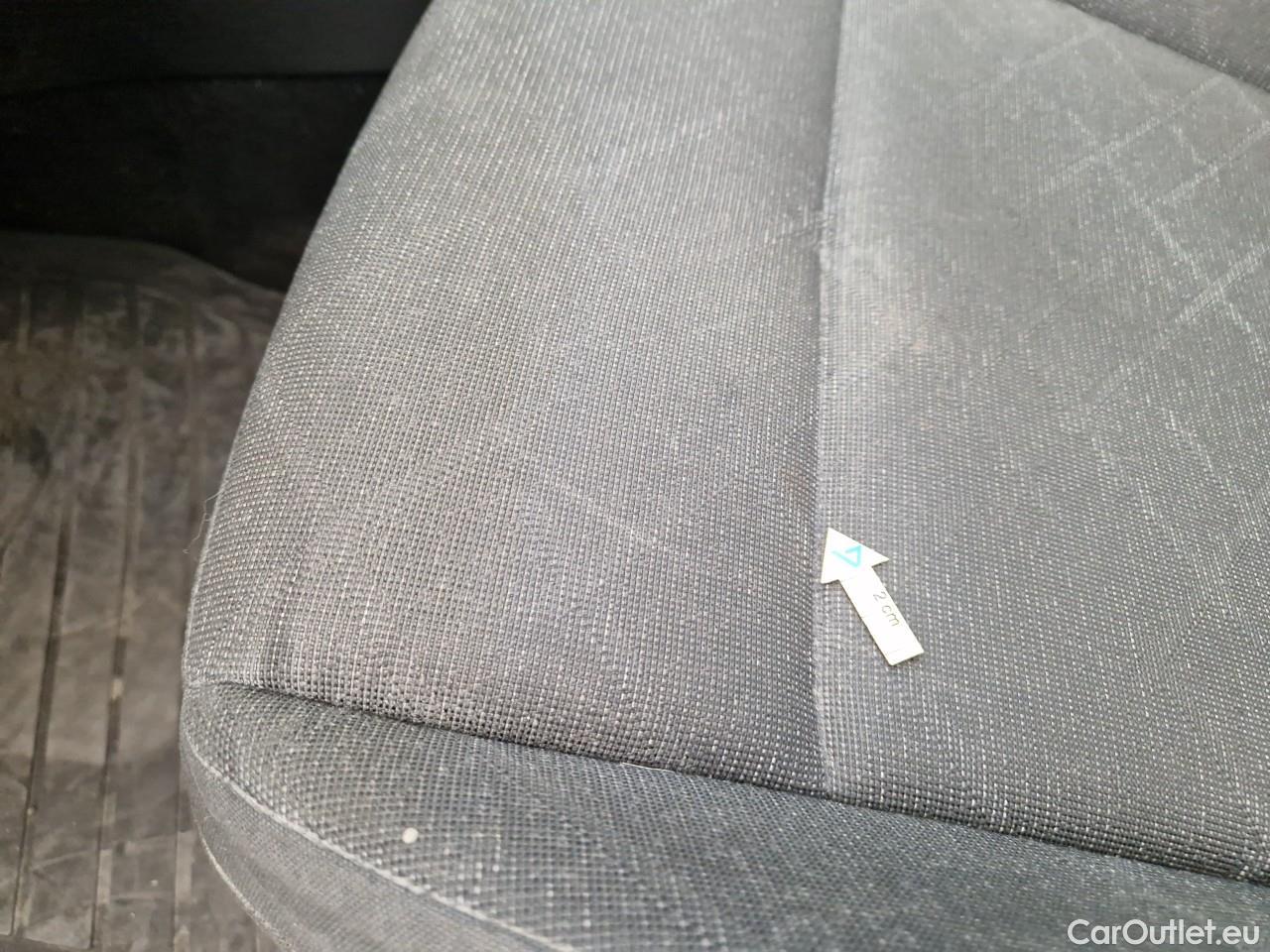  Volkswagen  Golf  2.0 TDI 116HP DSG Life Variant #44