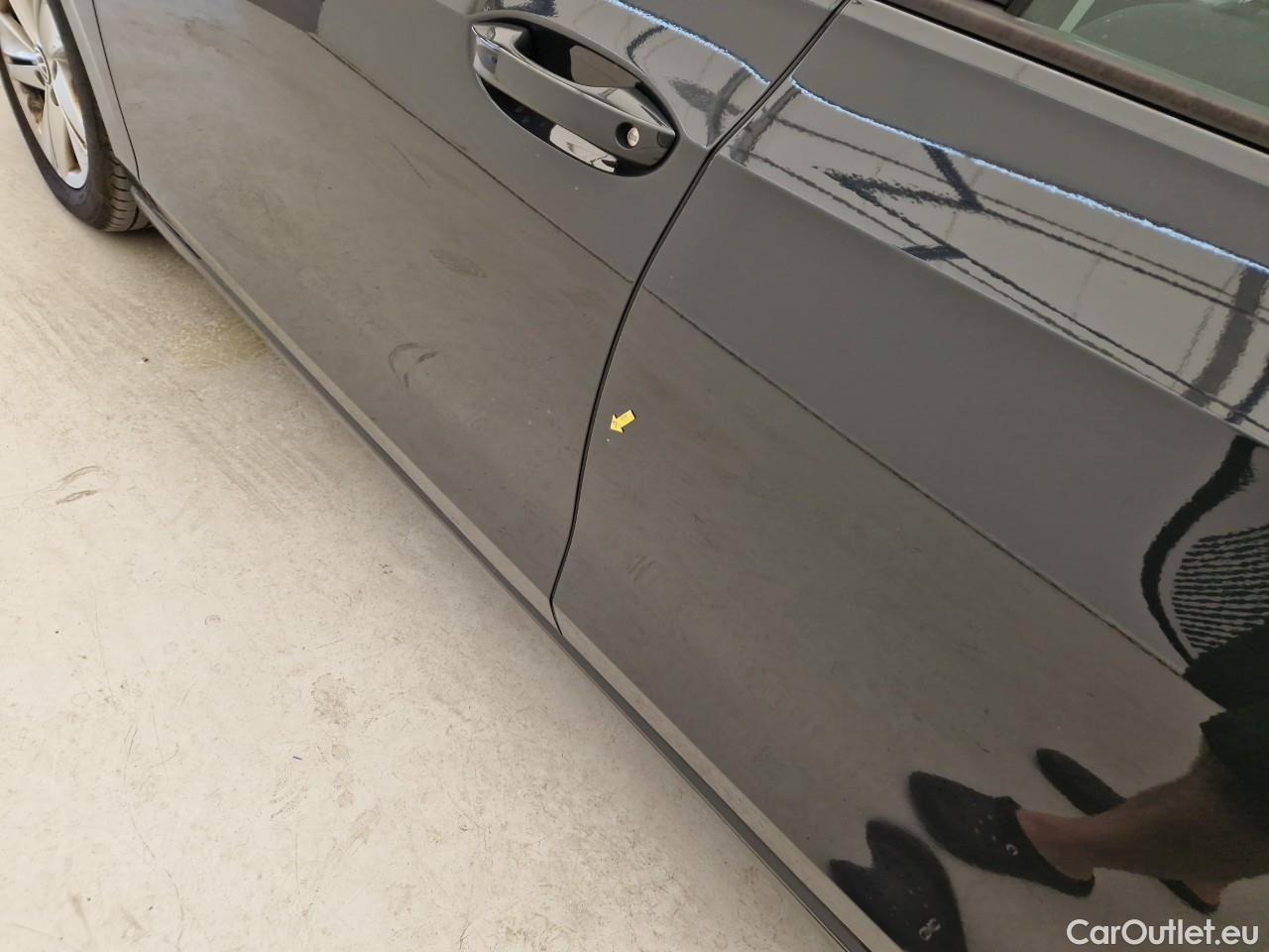  Volkswagen  Golf  2.0 TDI 116HP DSG Life Variant #20