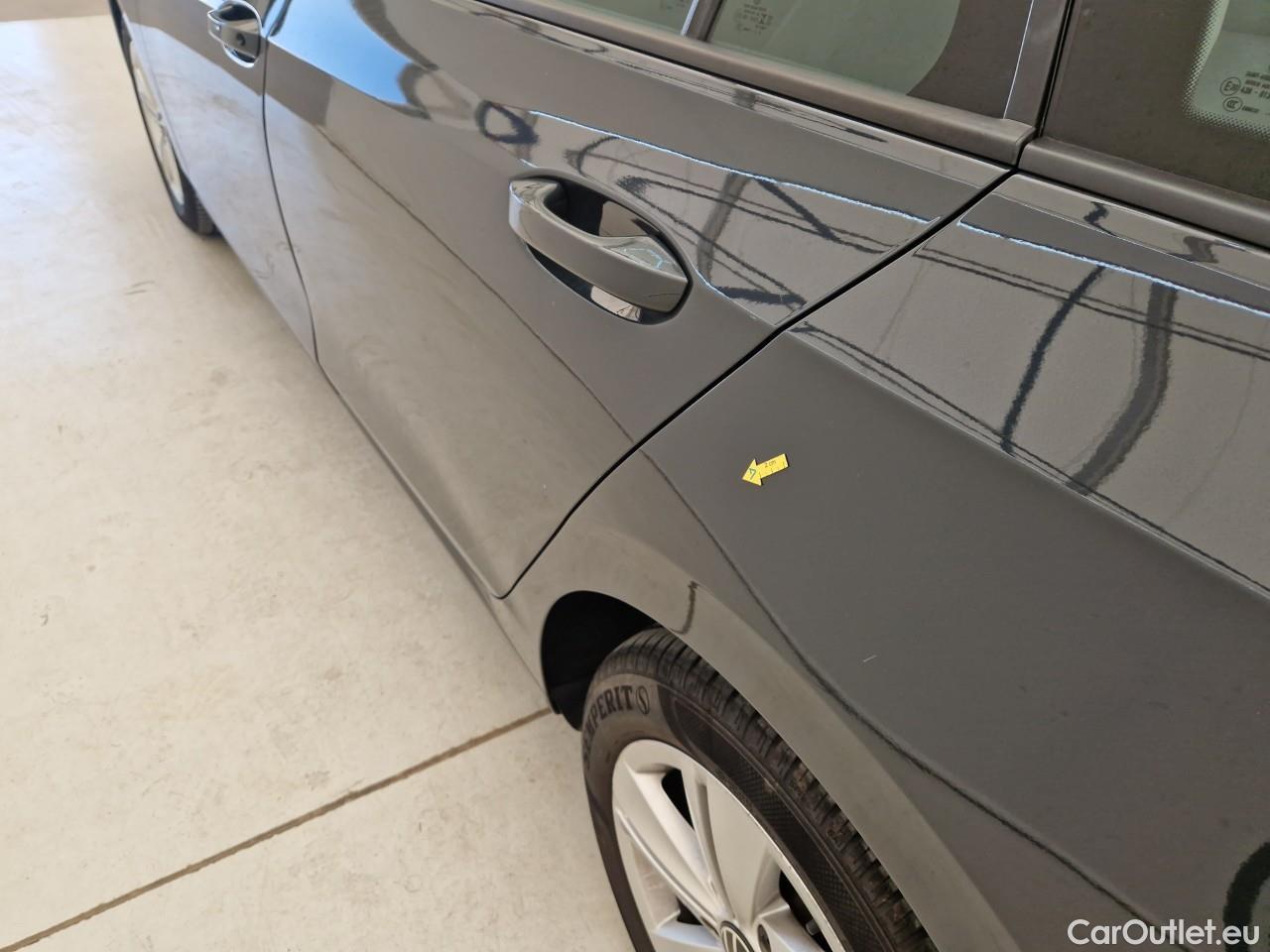  Volkswagen  Golf  2.0 TDI 116HP DSG Life Variant #15