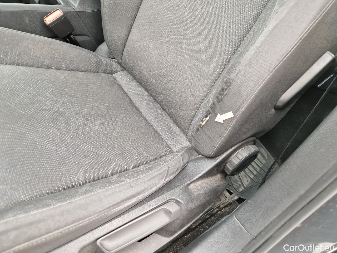  Volkswagen  Golf  2.0 TDI 116HP DSG Life Variant #45