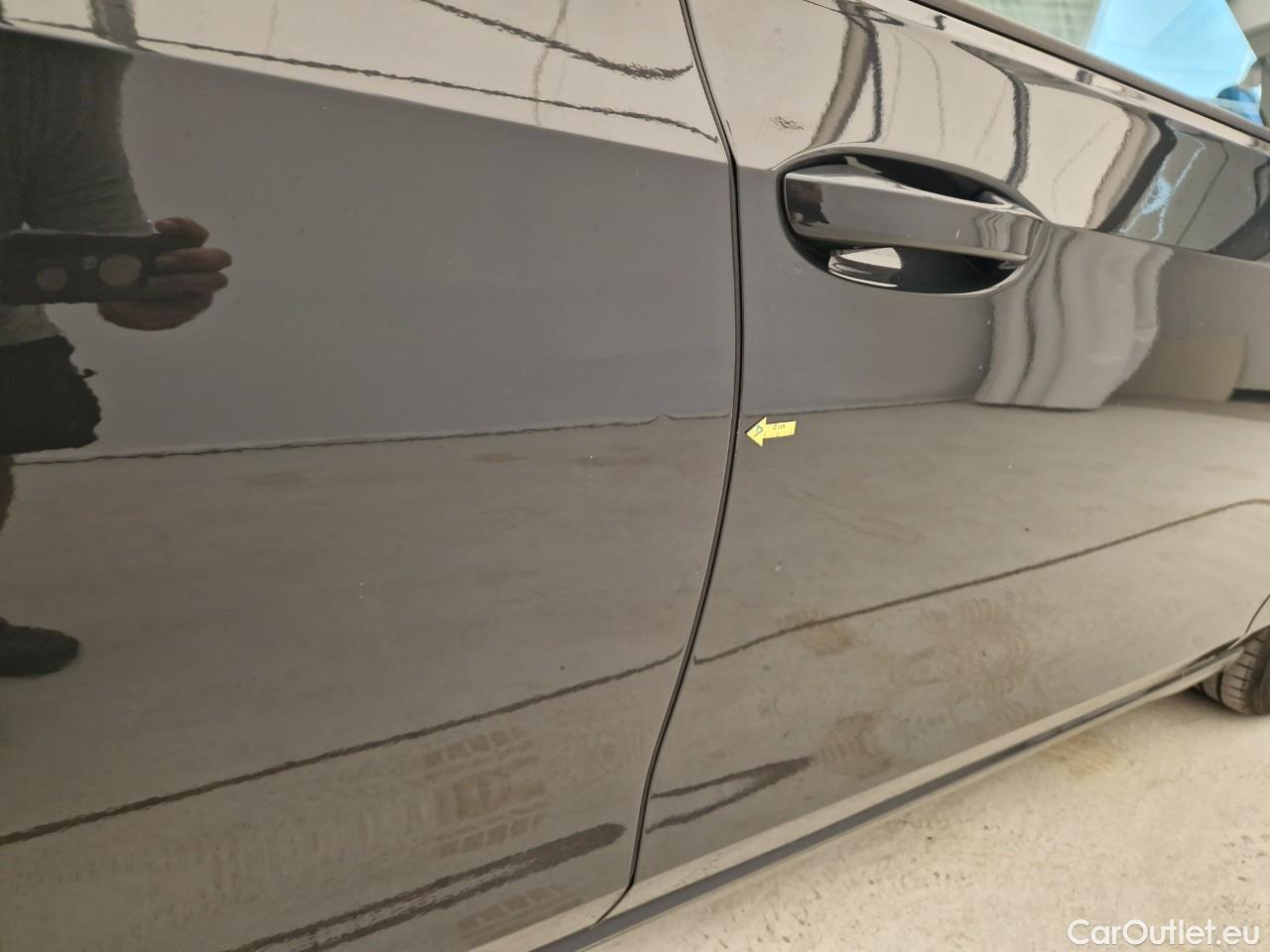  Volkswagen  Golf  2.0 TDI 116HP DSG Life Variant #13