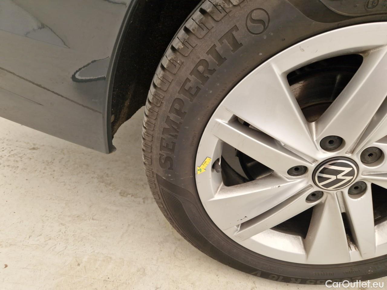  Volkswagen  Golf  2.0 TDI 116HP DSG Life Variant #12