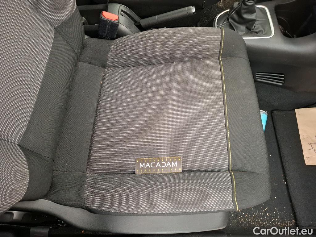  Citroen  C3  Shine Business 1.2 PureTech 110CV BVM6 E6d #17