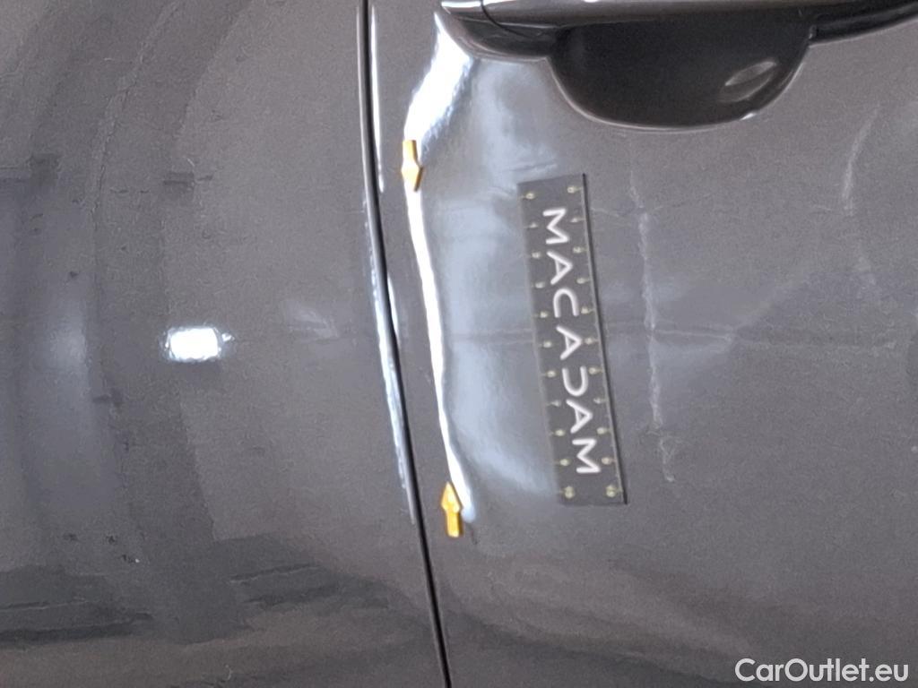  Opel   Grandland X Grandland X Elegance Business 1.5 130CV BVA8 E6d #4