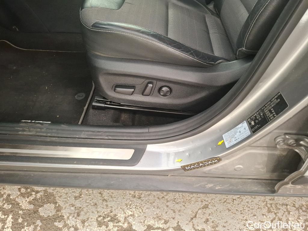  KIA  Niro KIA  5p Berline 1.6 GDI 105 ISG HYBRIDE DESIGN DCT6 #1