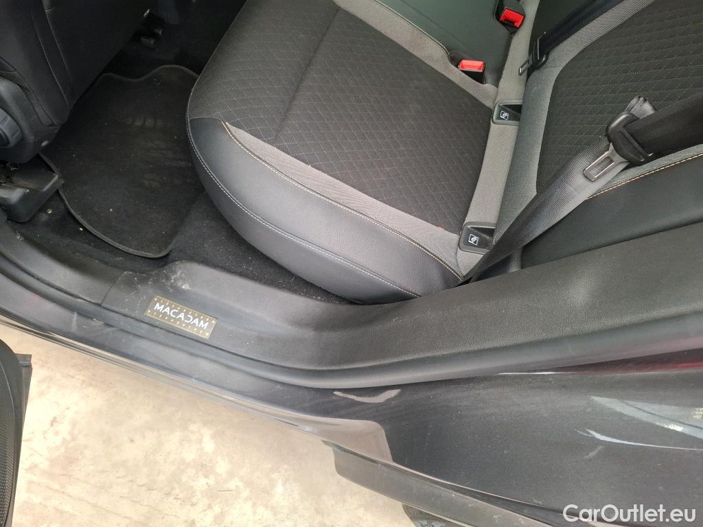  Opel   Grandland X Grandland X Elegance Business 1.5 130CV BVA8 E6d #18