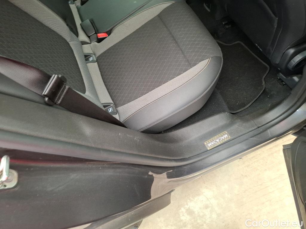  Opel   Grandland X Grandland X Elegance Business 1.5 130CV BVA8 E6d #22