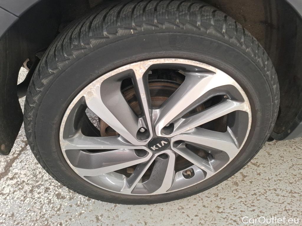  KIA  Niro KIA  5p Berline 1.6 GDI 105 ISG HYBRIDE DESIGN DCT6 #7