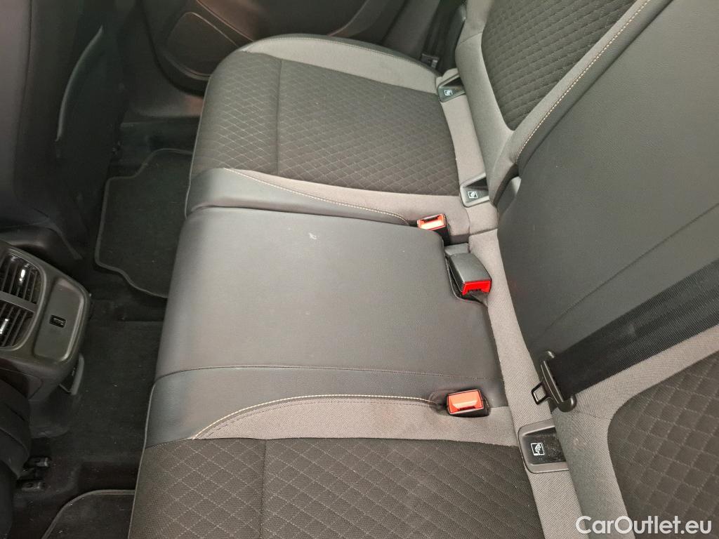  Opel   Grandland X Grandland X Elegance Business 1.5 130CV BVA8 E6d #36