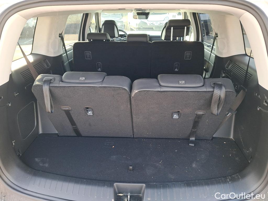  Land Rover  Discovery HYUNDAI Santa Fe / 2024 / 5P / todoterreno PHEV 1.6T 253CV 4X4 AT Style #2