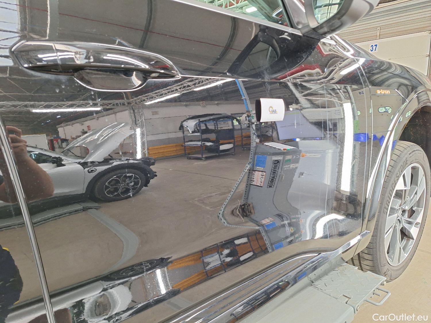  Audi  E-TRON Audi,  SB '19 BEV, Audi  Sportback 50 Quattro S-Line 5d #21
