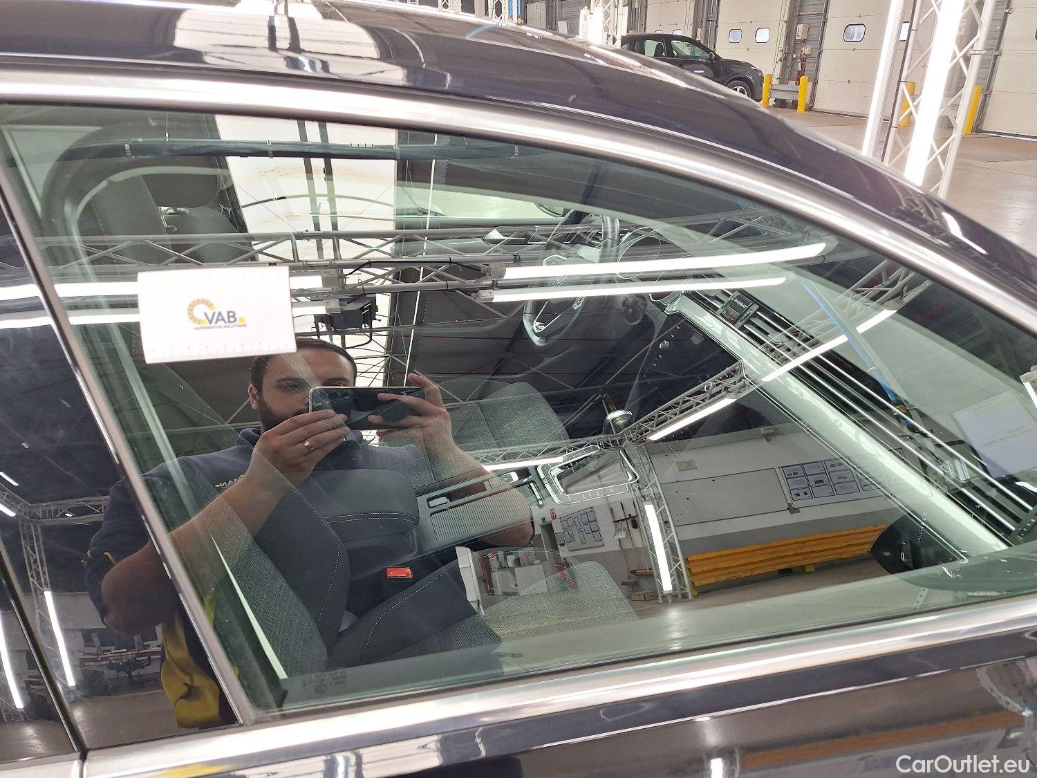  Volkswagen  Passat VW,  FL'19, Volkswagen  2.0 TDI 90kW Style Business DSG  #26