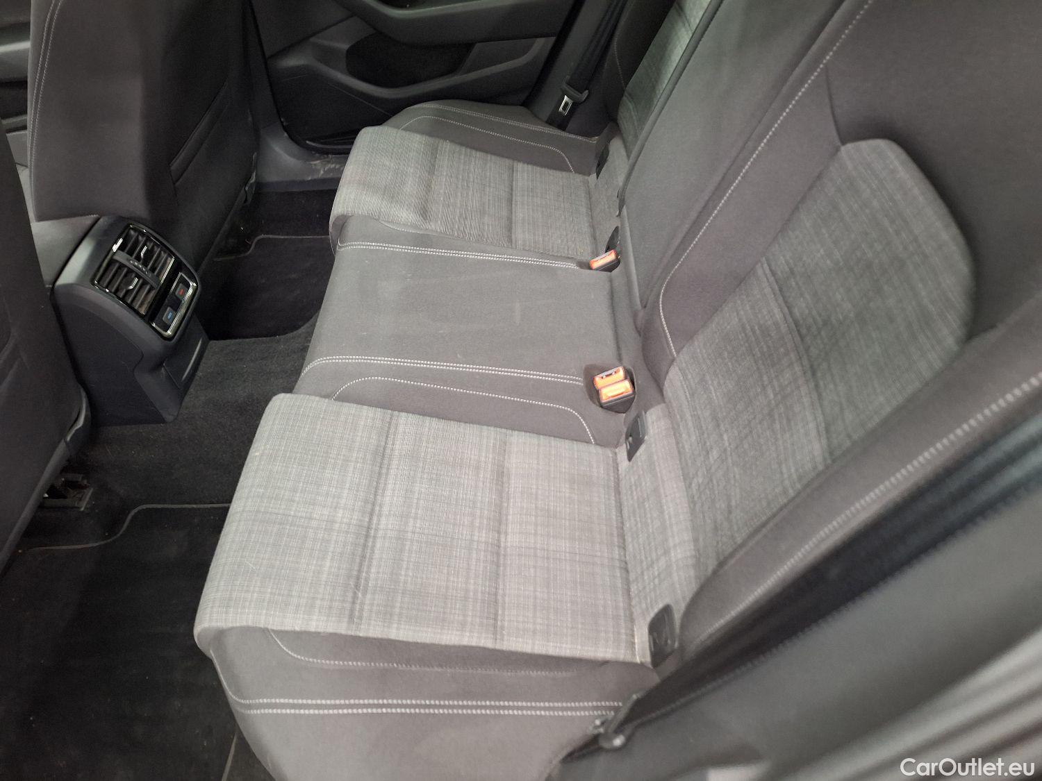  Volkswagen  Passat VW,  FL'19, Volkswagen  2.0 TDI 90kW Style Business DSG  #34