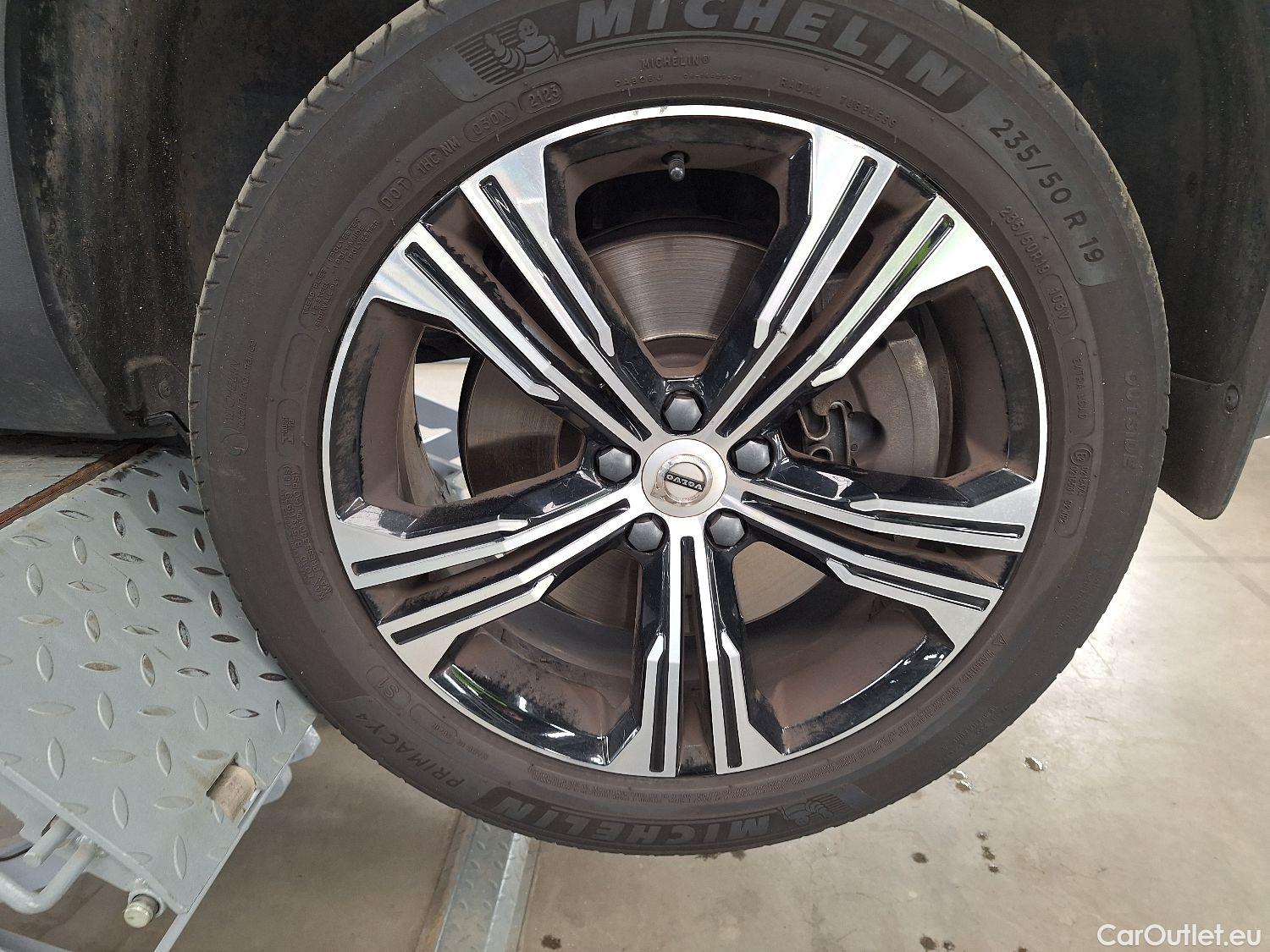  Volvo  XC 40 Volvo, XC40 '17 PHEV, Volvo XC40 T4 Recharge Geartronic Inscription 5d #1