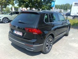  Volkswagen  Tiguan Volkswagen  2.0 TDI 110kW DSG Active 5d #41