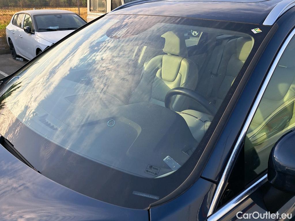  Volvo  XC60  Business Plus Plug-In Hybrid AWD 2.0 T8 Twin Engine 390CV AT8 E6dT #1