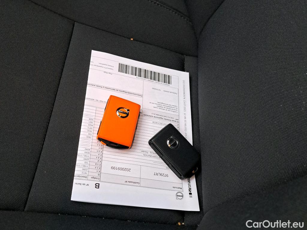  Volvo  XC 40 VOLVO XC40 / 2017 / 5P / todoterreno 1.5 T5 Twin Recharge Inscription Ex Auto #8
