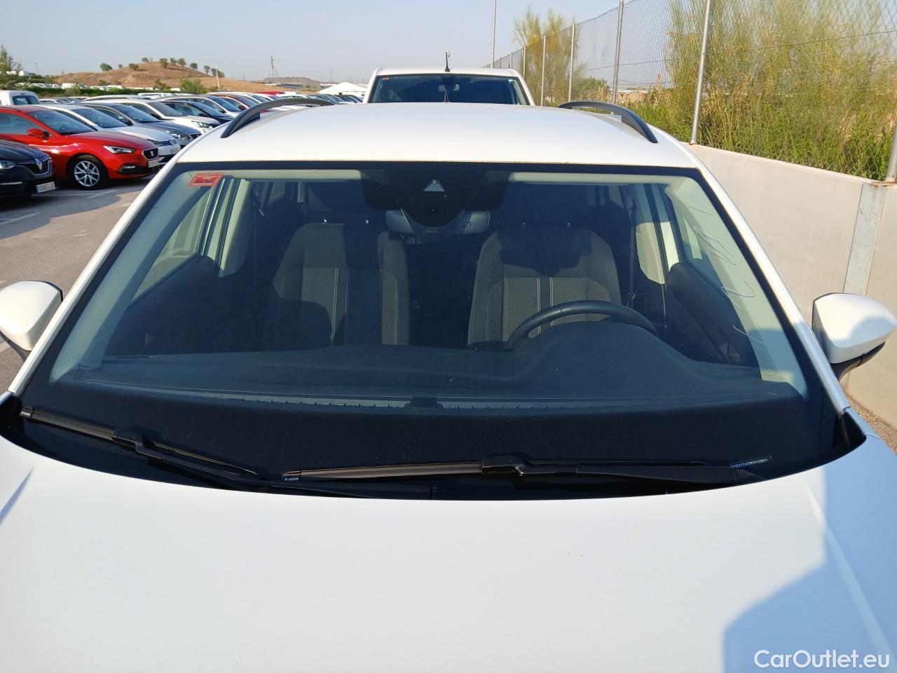  Volkswagen  T-ROC  Advance 1.0 TSI 115CV MT6 E6dT #10