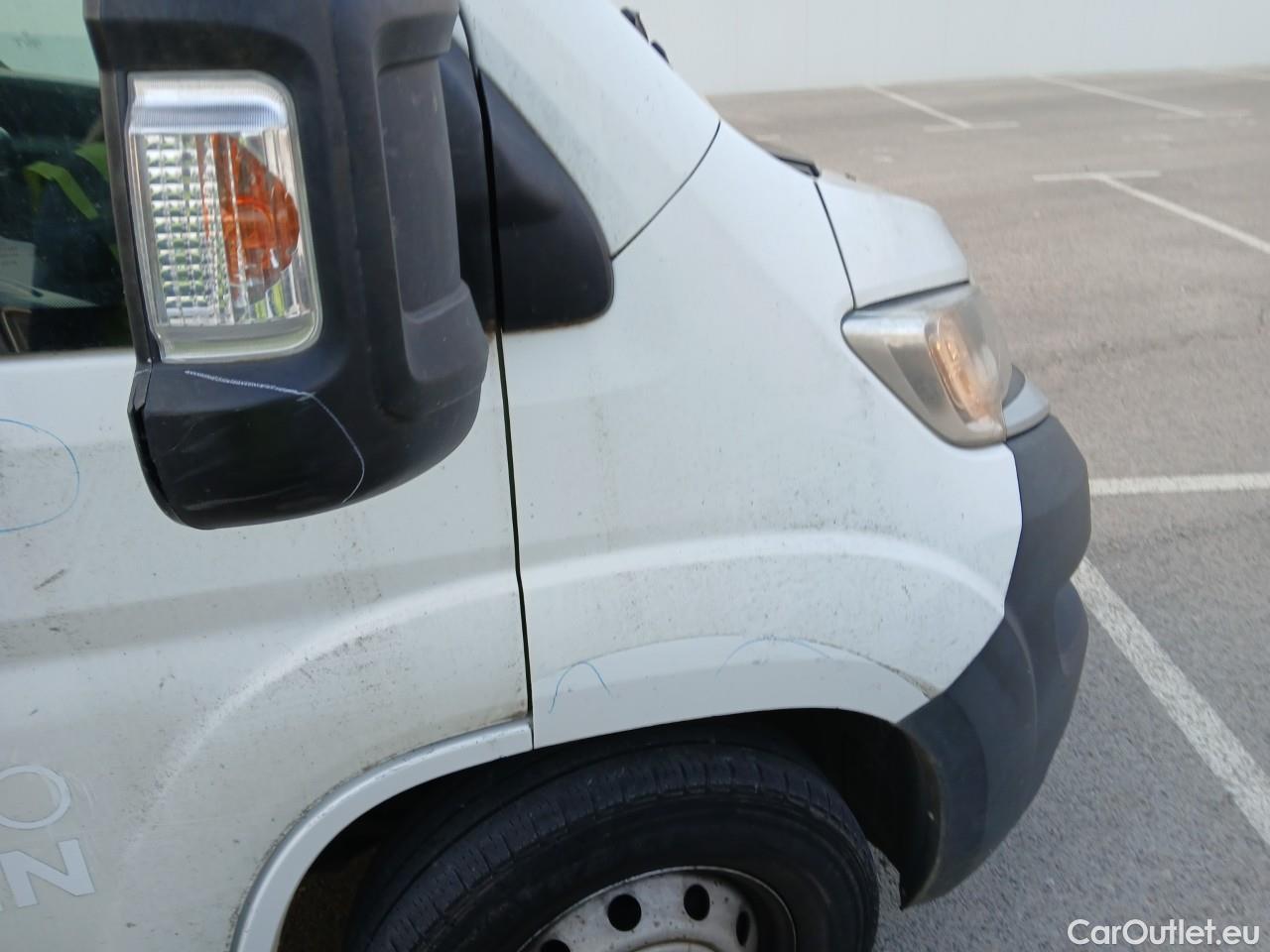  Citroen  Jumper CITROEN  / 2014 / 2P / chasis cabina BlueHDi 10KW (140CV) C.Cab. 35 Heavy L2S #24