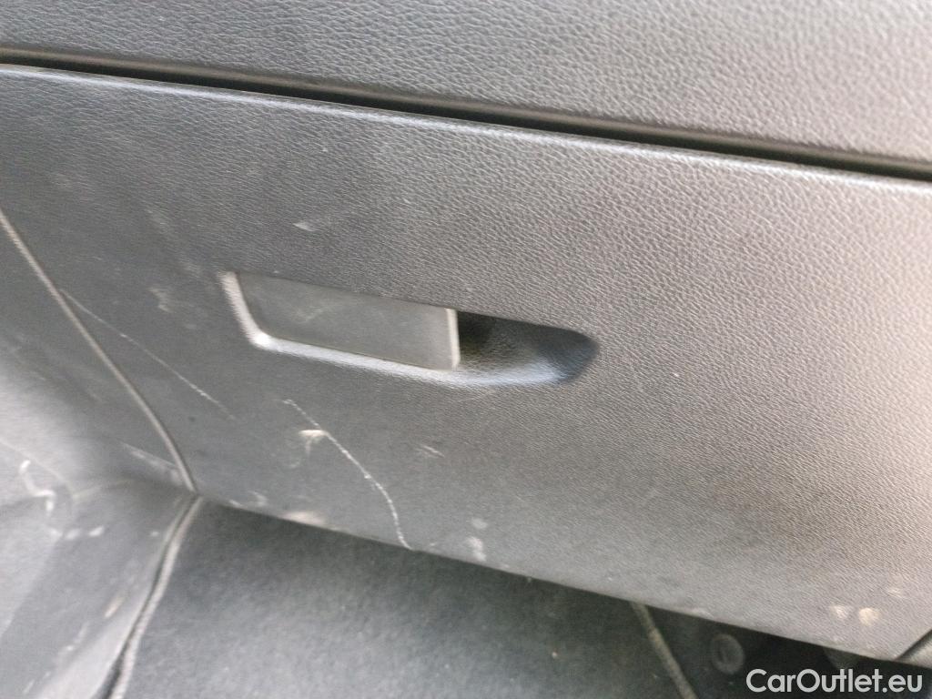  Peugeot  RIFTER  Allure Standard 1.5 HDi 130CV AT8 E6dT #25