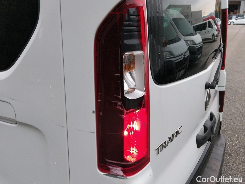  Renault  Trafic RENAULT  / 2014 / 5P / combi Passenger Largo En. dCi 92 kW(125 CV) E6 #7