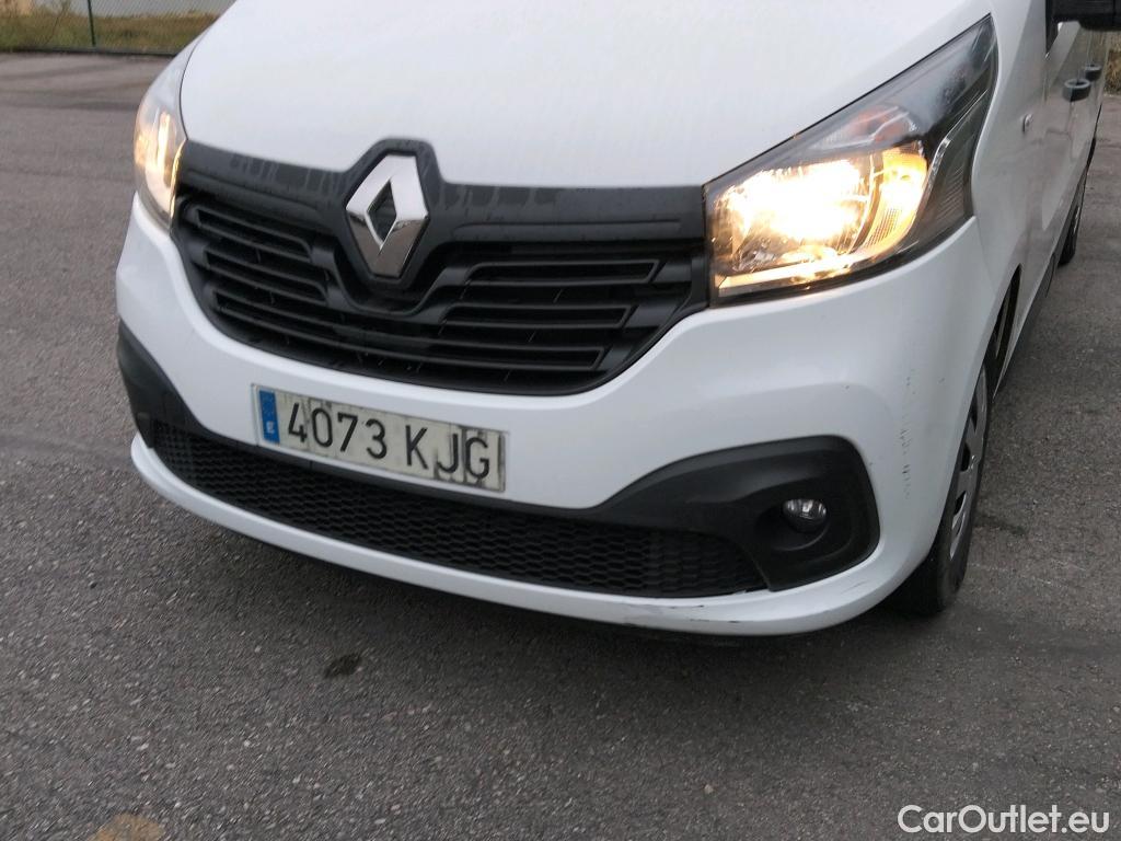  Renault  Trafic RENAULT  / 2014 / 5P / combi Passenger Largo En. dCi 92 kW(125 CV) E6 #19