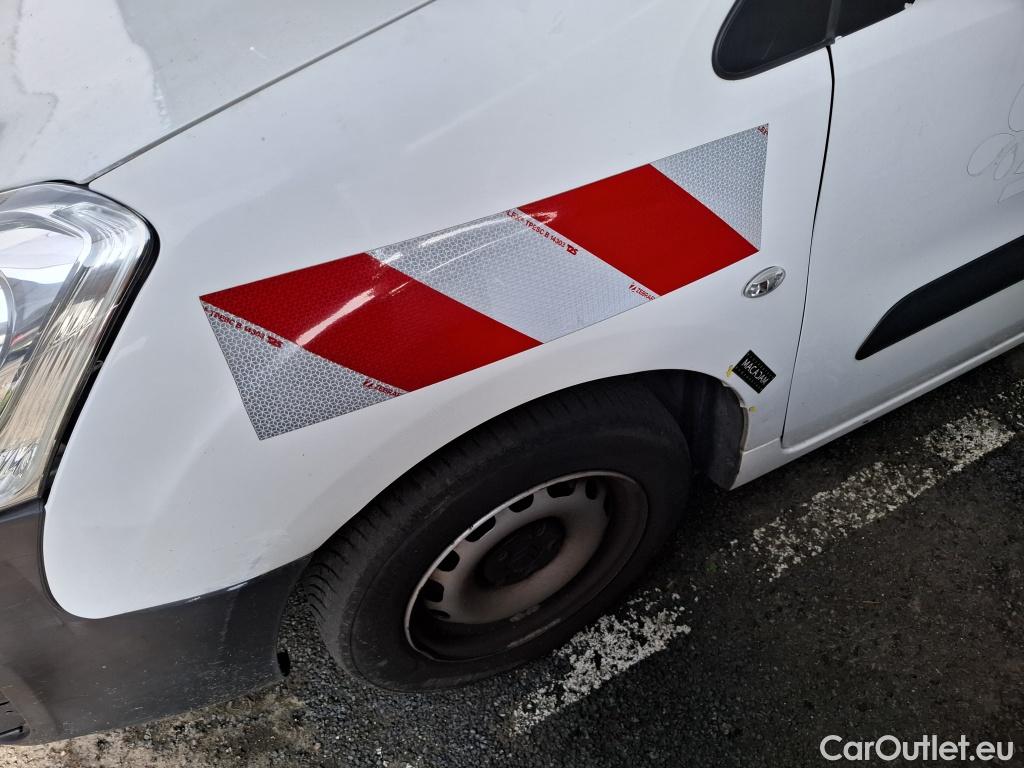  Citroen  Berlingo  Fourgon Club L1 (Court) 1.6 BlueHDi 100CV BVM5 E6 #40