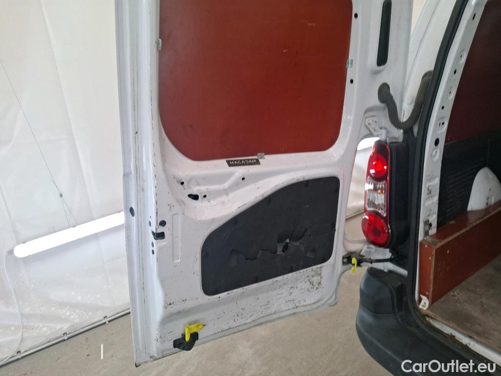  Citroen  Berlingo  Fourgon Club L1 (Court) 1.6 BlueHDi 100CV BVM5 E6 #88