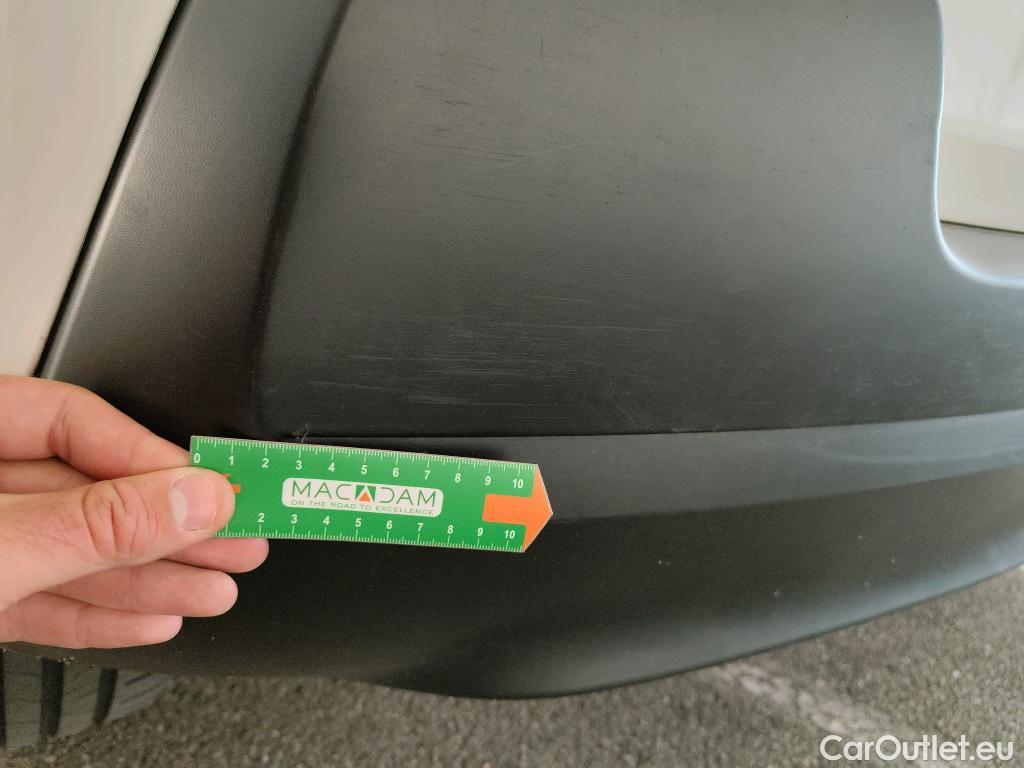  Citroen  C3  Société Feel Nav 1.2 PureTech 80CV BVM5 E6d #6