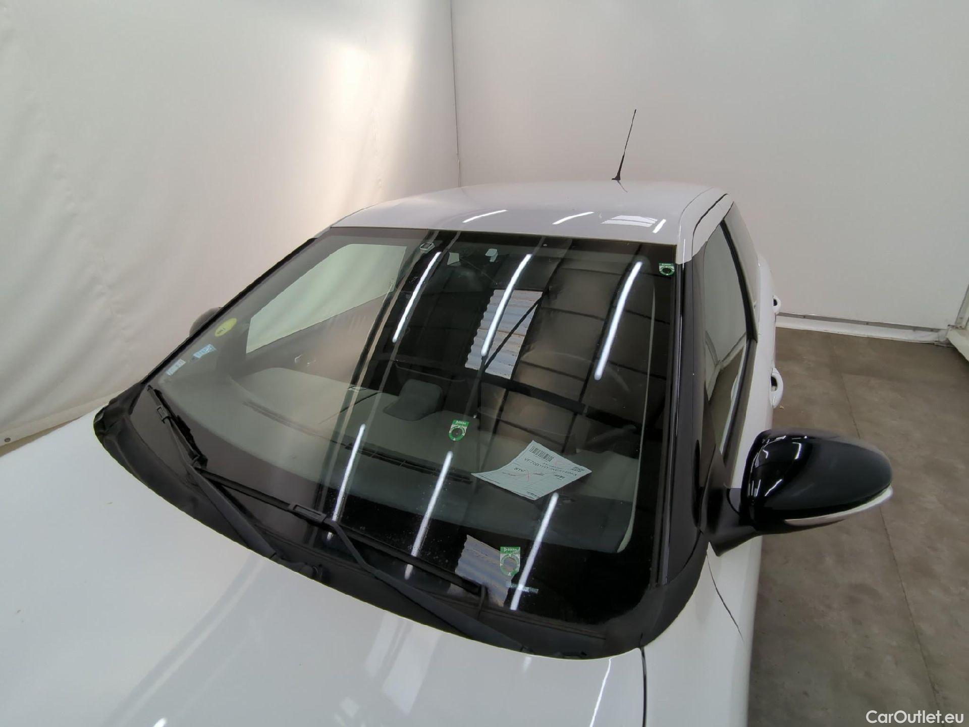  Citroen  C4 Cactus  Feel Nav Société 1.5 BlueHDi 100CV BVM6 E6dT #22