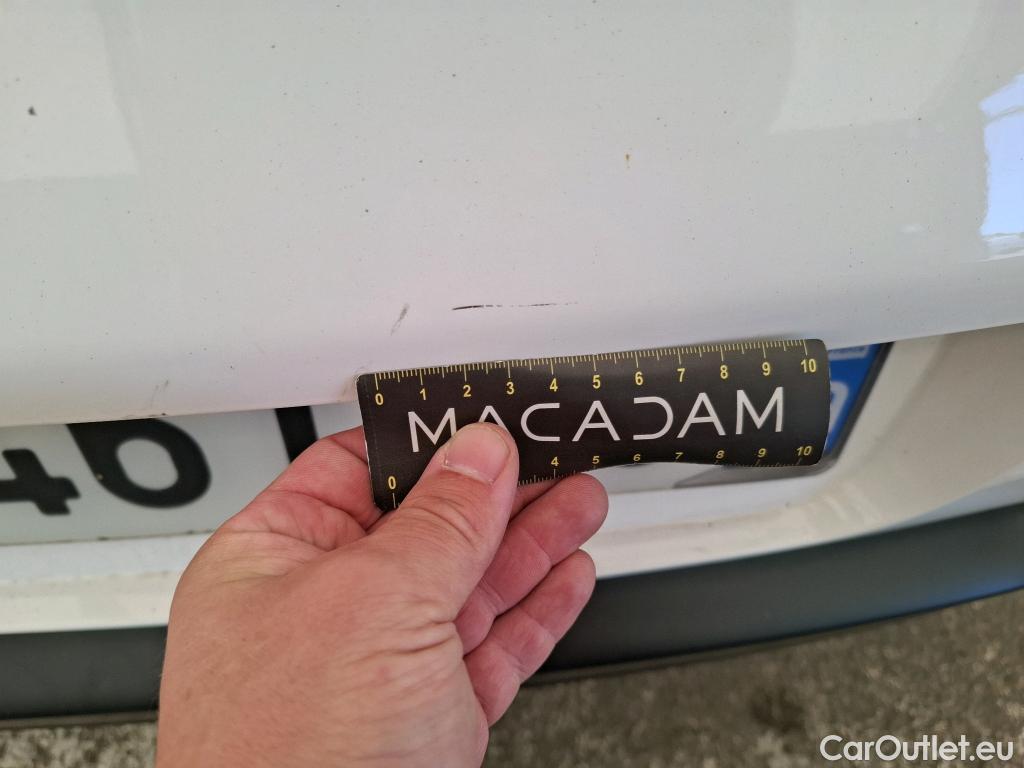  Citroen  C3  Société Feel Nav 1.2 PureTech 80CV BVM5 E6d #22