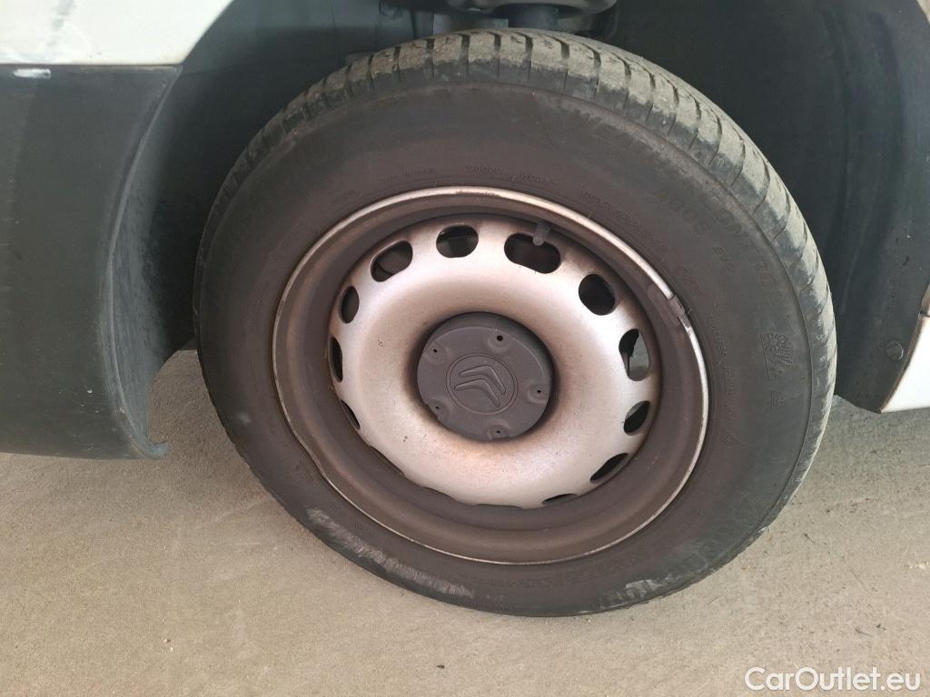  Citroen  Berlingo  Fourgon Club L1 (Court) 1.6 BlueHDi 100CV BVM5 E6 #69