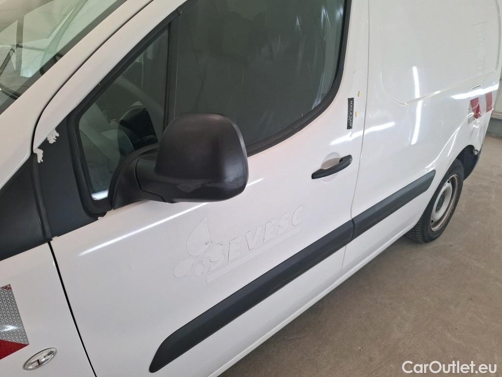  Citroen  Berlingo  Fourgon Club L1 (Court) 1.6 BlueHDi 100CV BVM5 E6 #82