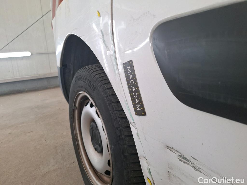  Citroen  Berlingo  Fourgon Club L1 (Court) 1.6 BlueHDi 100CV BVM5 E6 #26