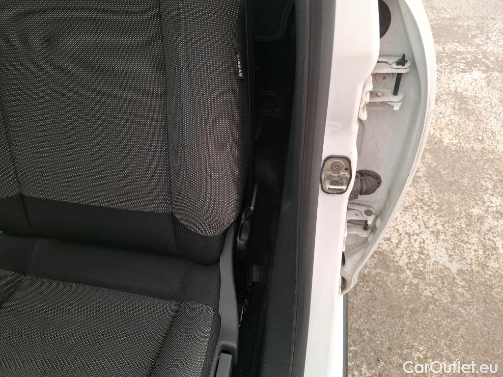  Citroen  C3  Société Feel Nav 1.2 PureTech 80CV BVM5 E6d #8