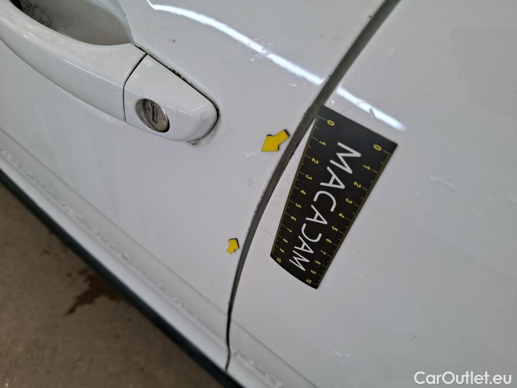  Citroen  C3  Société Feel 1.5 BlueHDI 100CV BVM5 E6dT #24