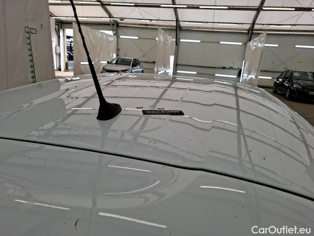  Citroen  C3  Société Feel 1.5 BlueHDI 100CV BVM5 E6dT #10