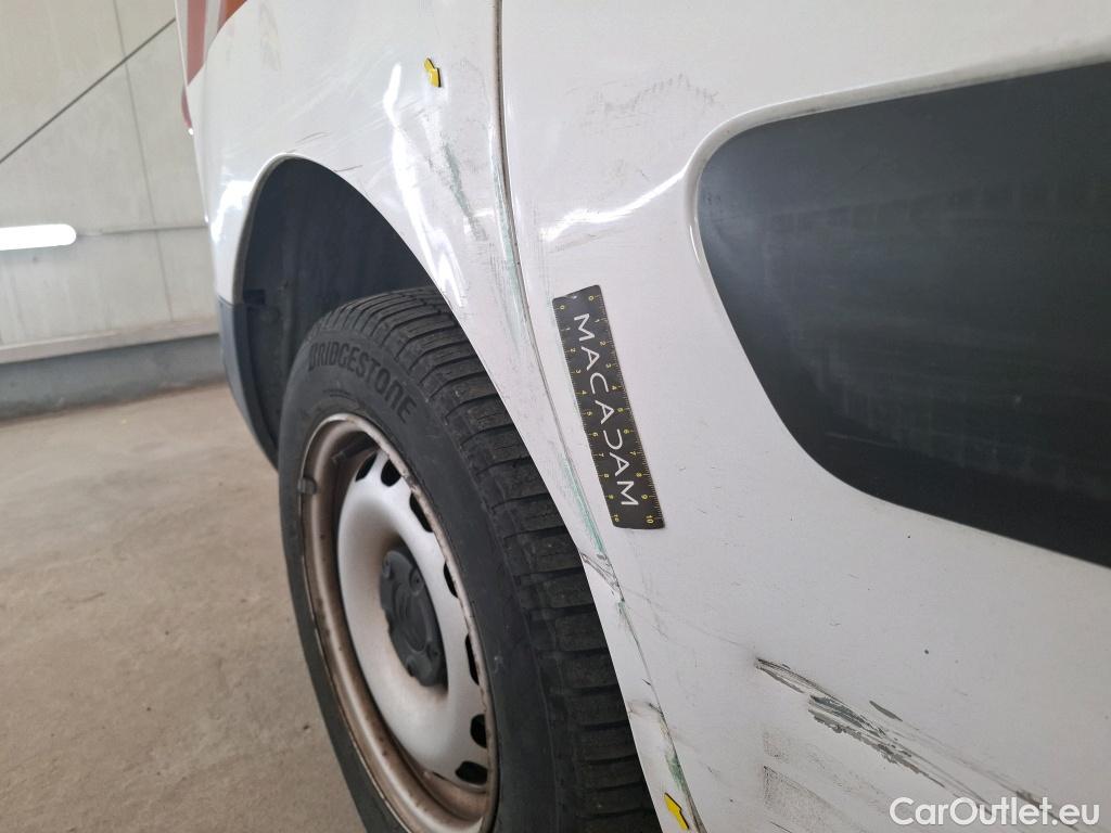  Citroen  Berlingo  Fourgon Club L1 (Court) 1.6 BlueHDi 100CV BVM5 E6 #27