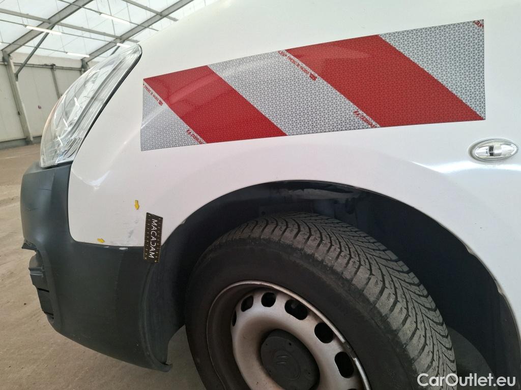  Citroen  Berlingo  Fourgon Club L1 (Court) 1.6 BlueHDi 100CV BVM5 E6 #33