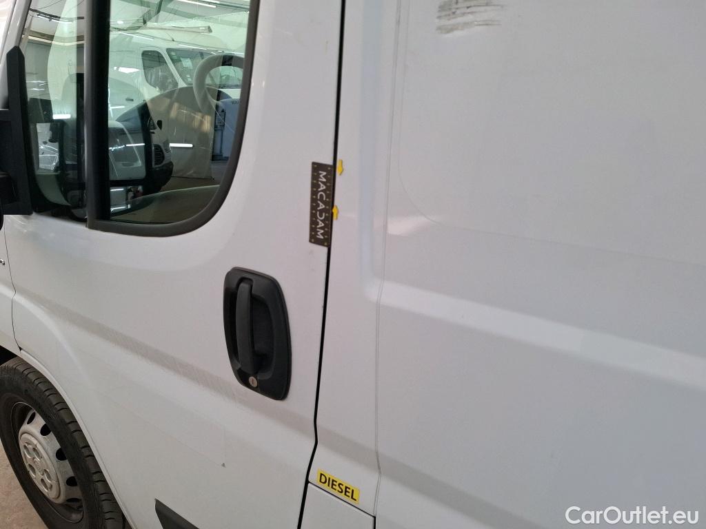  Fiat  Ducato FIAT   2014  4P  Fourgon tôlé Maxi 3 5 XL H2 2 3 Mjet 140 Pack Pro Nav #48