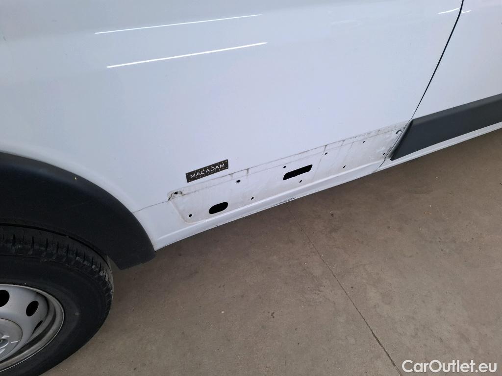  Fiat  Ducato FIAT   2014  4P  Fourgon tôlé Maxi 3 5 XL H2 2 3 Mjet 140 Pack Pro Nav #31
