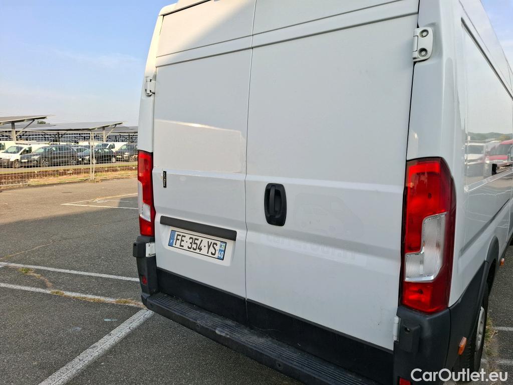  Fiat  Ducato FIAT  VU 4p Fourgon Maxi 3 5 XL H2 2 3 Mjet 130 Pack Pro Nav #27